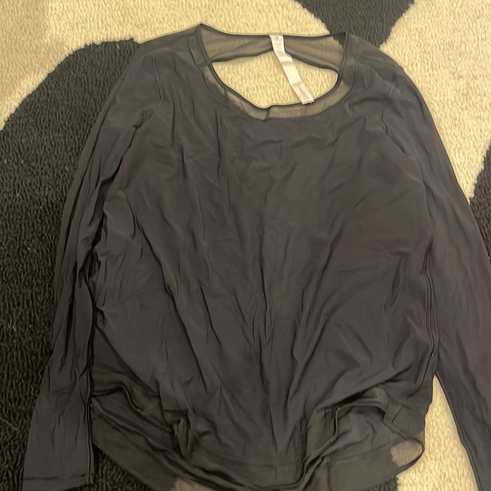 Black long sleeve lululemon top